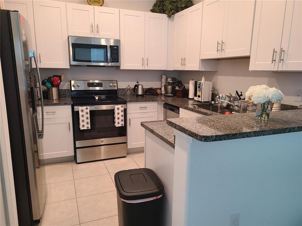 Recently Rented: $2,000 (2 beds, 2 baths, 1530 Square Feet)
