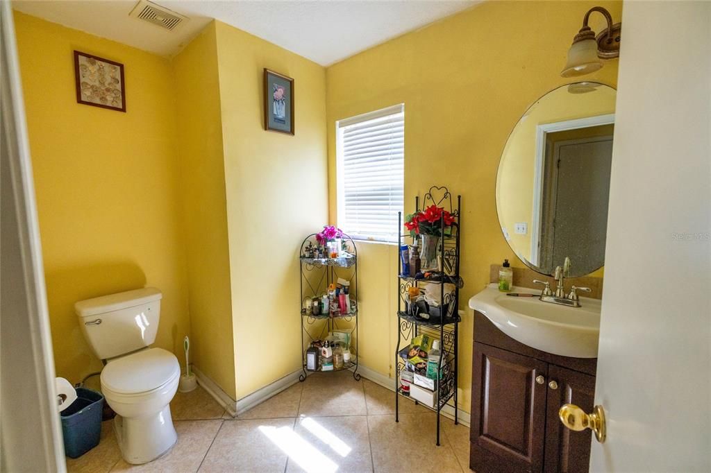 For Sale: $450,000 (4 beds, 2 baths, 2879 Square Feet)