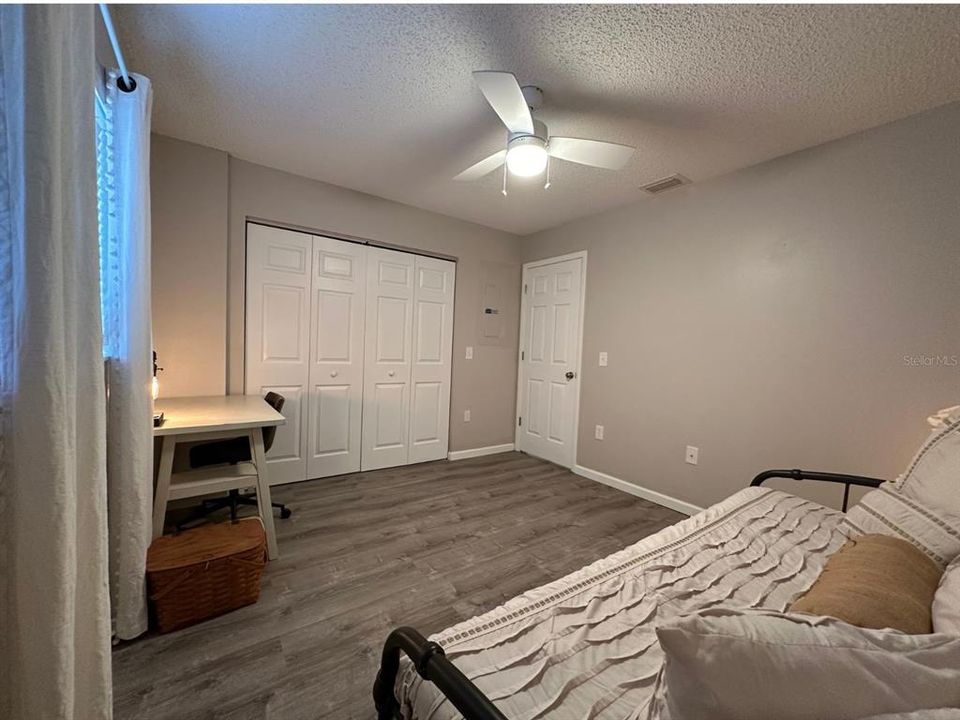 For Sale: $302,500 (2 beds, 2 baths, 1170 Square Feet)