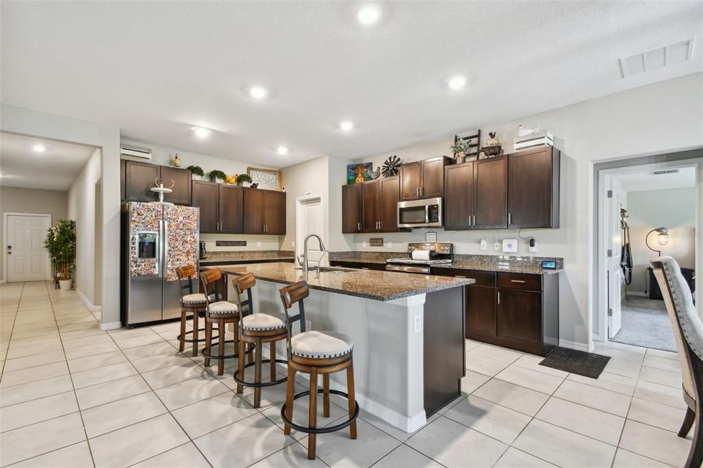 Active With Contract: $469,000 (4 beds, 3 baths, 2557 Square Feet)