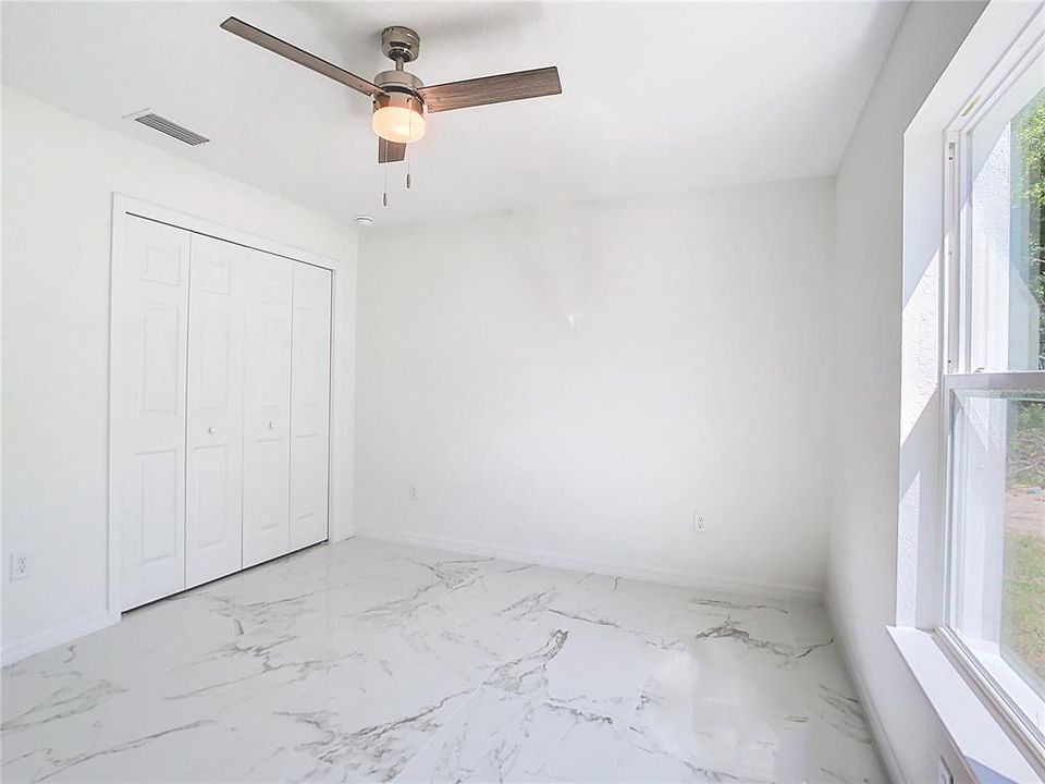 Active With Contract: $269,900 (3 beds, 2 baths, 1473 Square Feet)