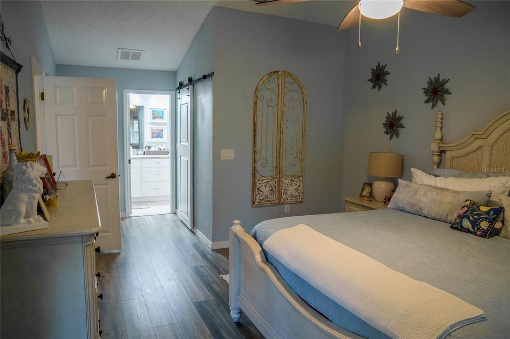 Recently Sold: $374,900 (2 beds, 2 baths, 1380 Square Feet)