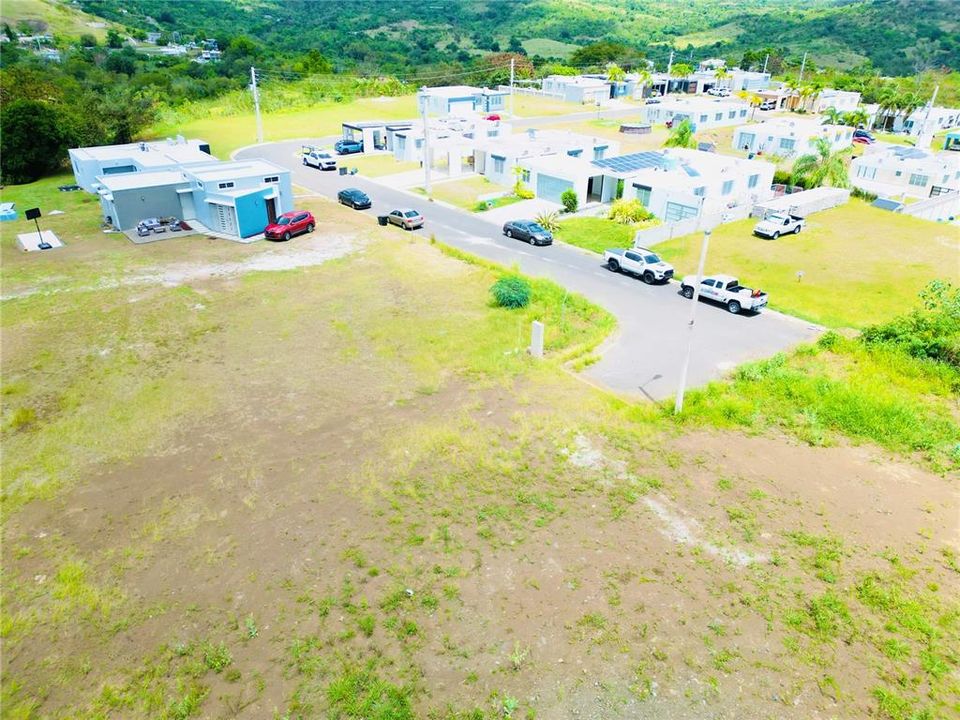 最近售出: $62,900 (0.24 acres)