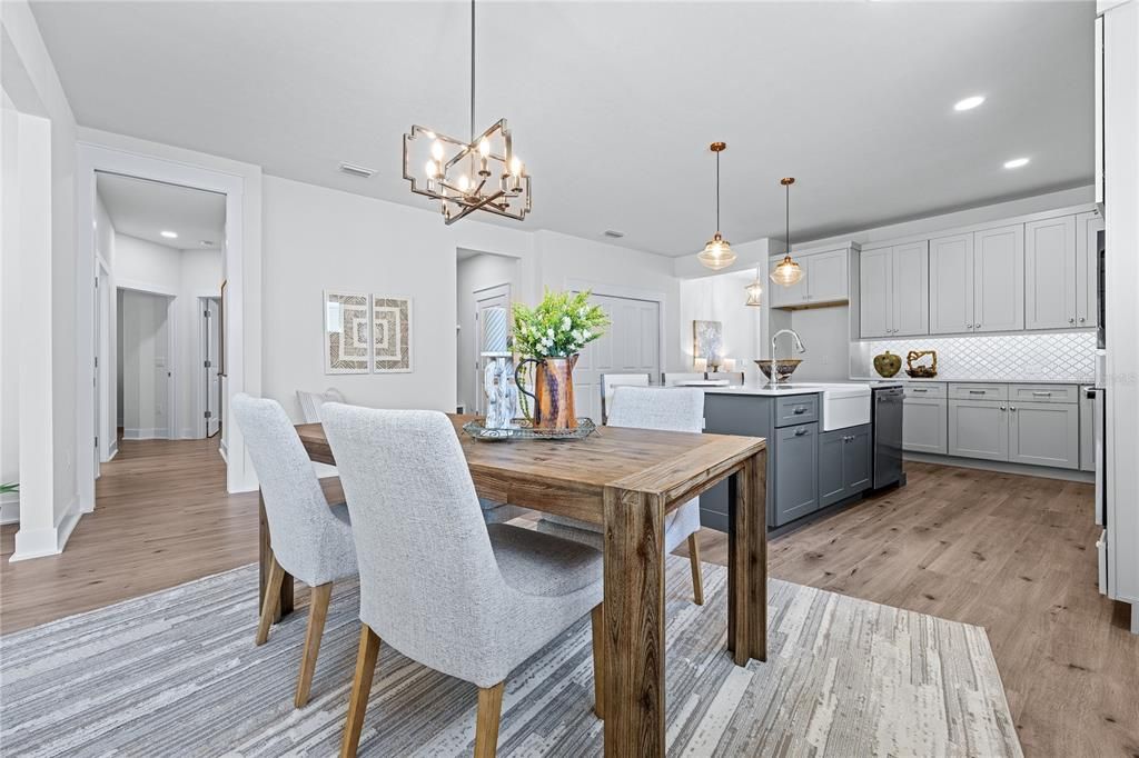 Recently Sold: $533,760 (3 beds, 2 baths, 1937 Square Feet)