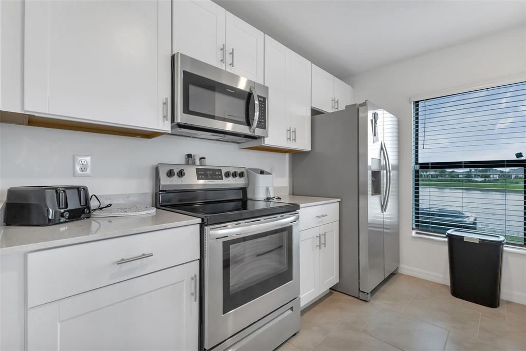 For Sale: $245,000 (3 beds, 2 baths, 1262 Square Feet)