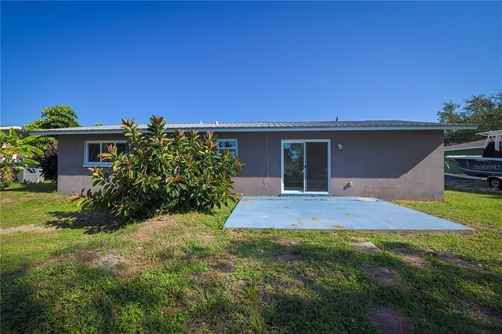 For Sale: $265,000 (3 beds, 2 baths, 1282 Square Feet)