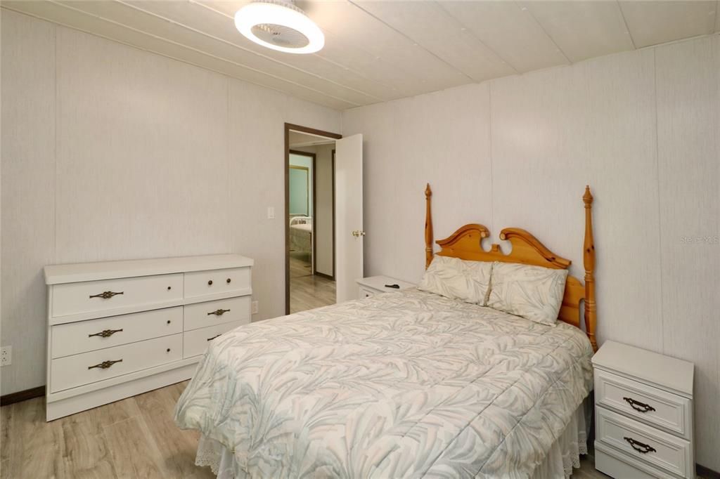 En Venta: $195,000 (3 camas, 2 baños, 1403 Pies cuadrados)