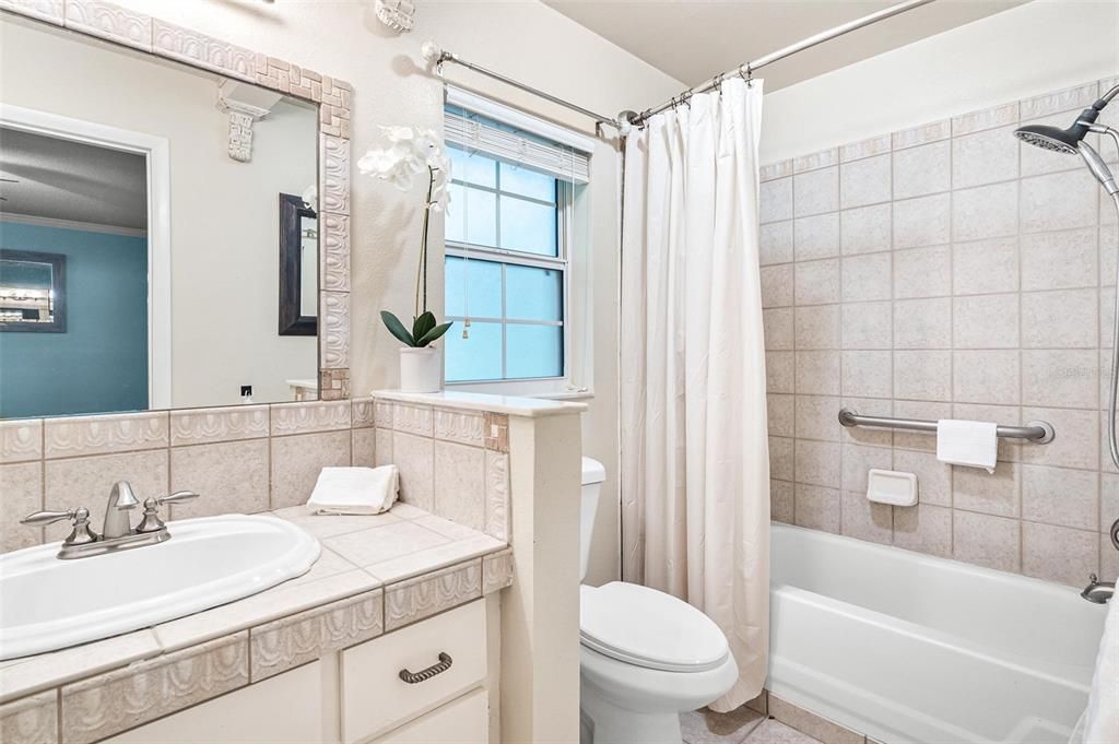 Primary Bathroom with Tub and Shower Conbo
