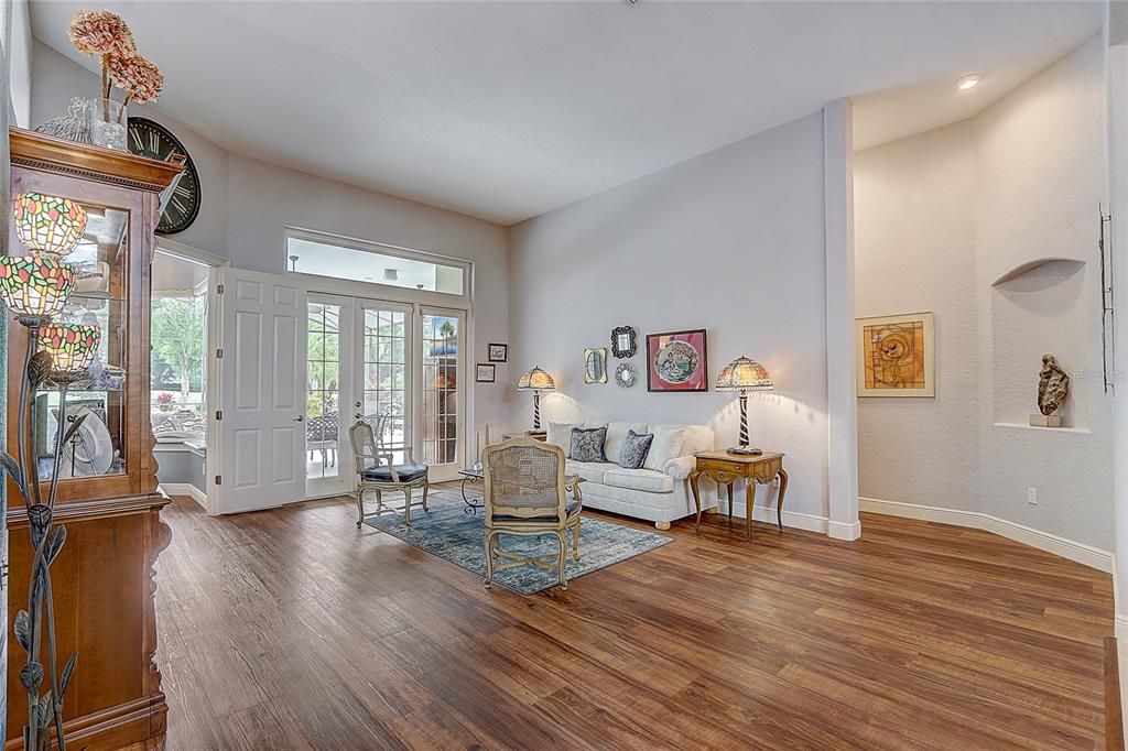 Active With Contract: $1,199,000 (5 beds, 3 baths, 3550 Square Feet)