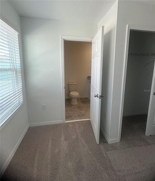 Active With Contract: $2,500 (3 beds, 2 baths, 1640 Square Feet)