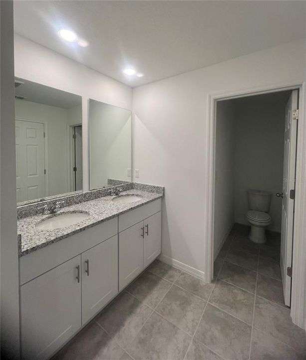 Active With Contract: $2,500 (3 beds, 2 baths, 1640 Square Feet)