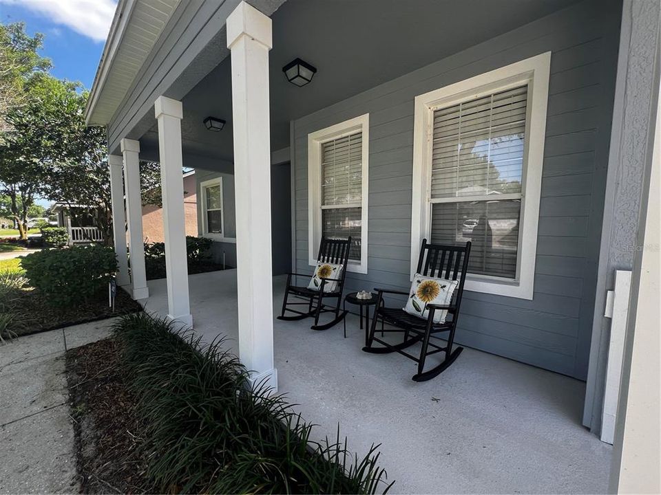 Active With Contract: $494,900 (3 beds, 2 baths, 2397 Square Feet)