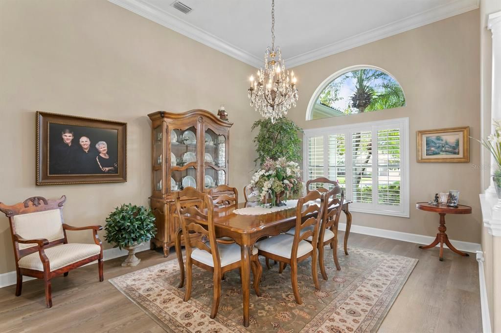 Recently Sold: $1,050,000 (5 beds, 3 baths, 3598 Square Feet)