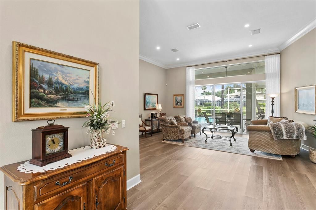 Recently Sold: $1,050,000 (5 beds, 3 baths, 3598 Square Feet)