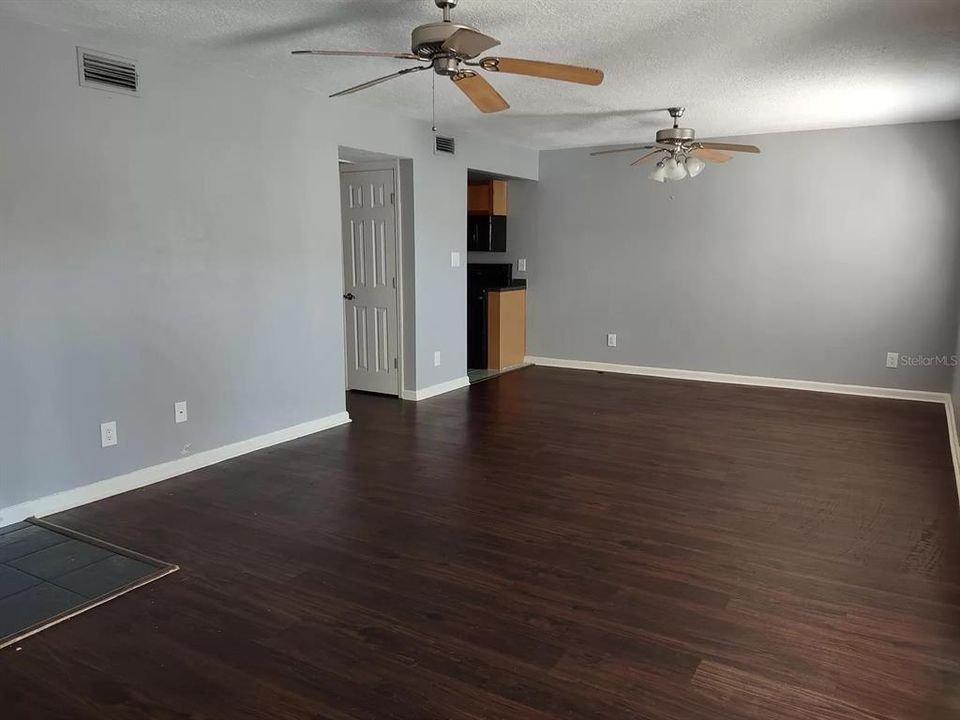 Recently Rented: $1,750 (1 beds, 1 baths, 694 Square Feet)