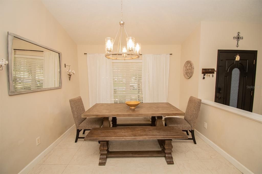 For Sale: $485,000 (4 beds, 2 baths, 2184 Square Feet)