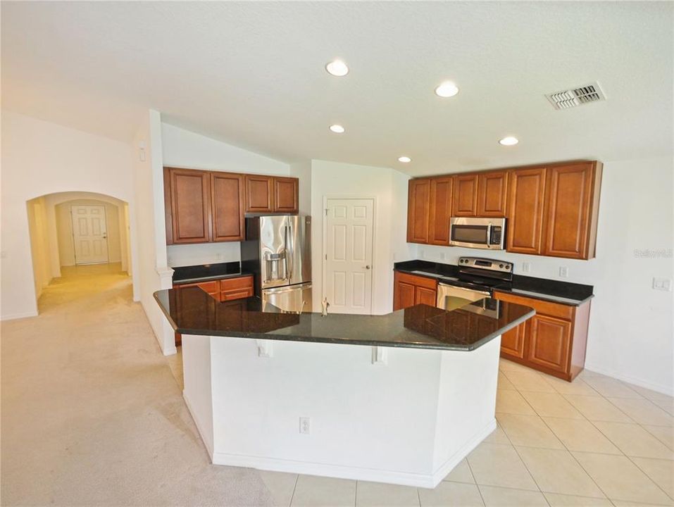 For Sale: $449,999 (4 beds, 2 baths, 1968 Square Feet)