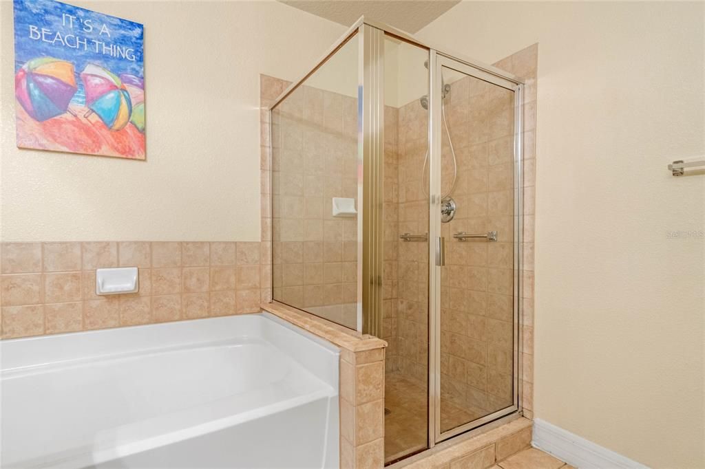 На продажу: $549,000 (2 спален, 2 ванн, 1678 Квадратных фут)