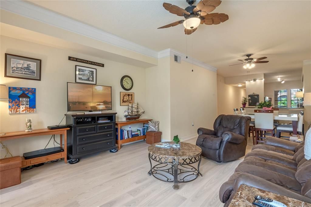 For Sale: $549,000 (2 beds, 2 baths, 1678 Square Feet)