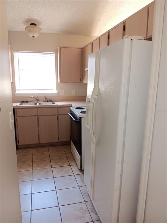 For Rent: $1,800 (2 beds, 2 baths, 1069 Square Feet)