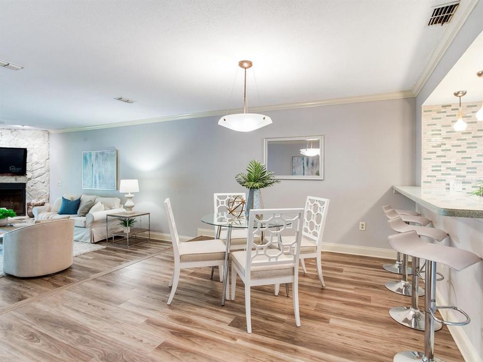 For Sale: $574,000 (2 beds, 2 baths, 1750 Square Feet)
