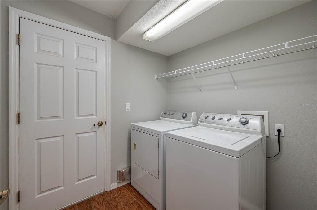 Active With Contract: $299,000 (2 beds, 2 baths, 1722 Square Feet)