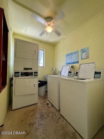 For Sale: $129,000 (1 beds, 1 baths, 715 Square Feet)