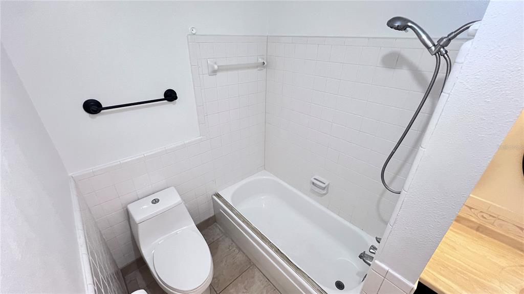 Недавно арендовано: $2,999 (4 спален, 3 ванн, 2456 Квадратных фут)