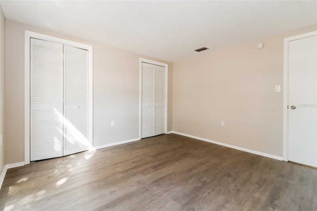 For Sale: $295,000 (3 beds, 2 baths, 1471 Square Feet)