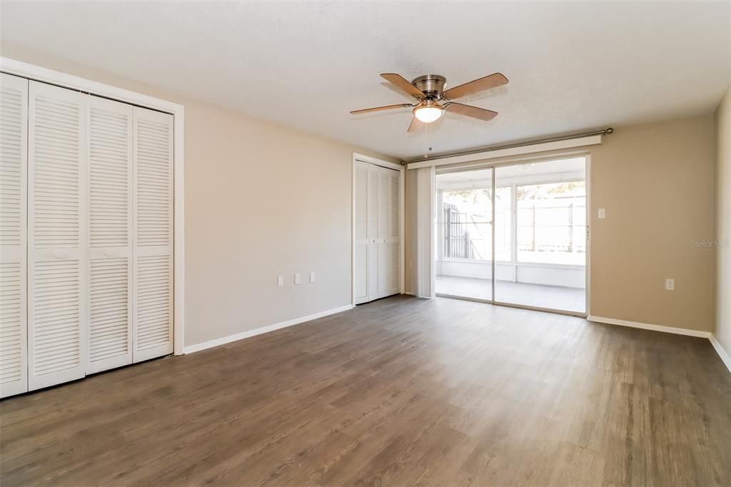 For Sale: $295,000 (3 beds, 2 baths, 1471 Square Feet)