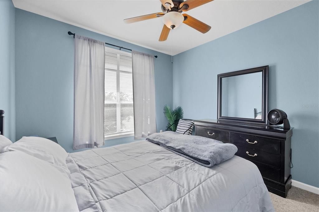 Active With Contract: $299,900 (3 beds, 2 baths, 1288 Square Feet)