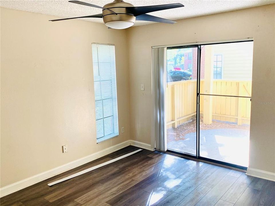 Recently Rented: $1,250 (1 beds, 1 baths, 684 Square Feet)