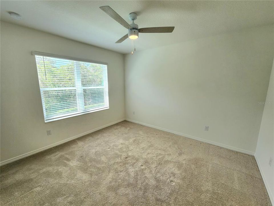 For Rent: $2,600 (3 beds, 2 baths, 1822 Square Feet)