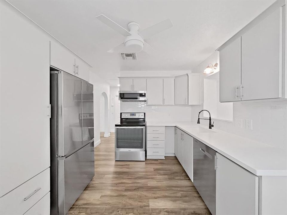 Active With Contract: $459,000 (3 beds, 2 baths, 1588 Square Feet)