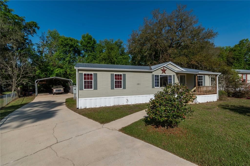 Recently Sold: $195,000 (3 beds, 2 baths, 1404 Square Feet)