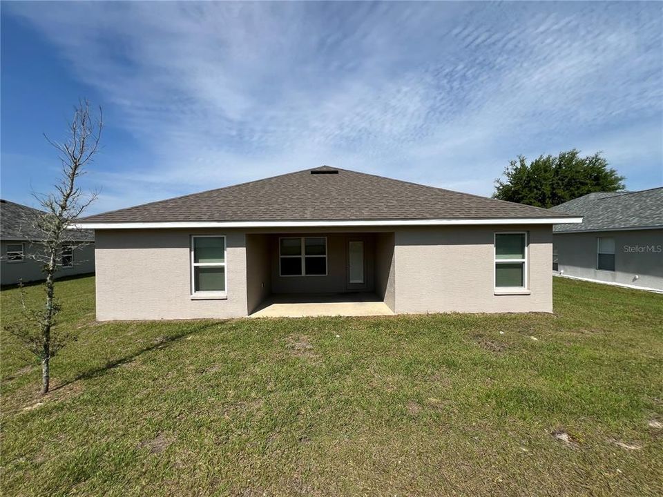 For Rent: $1,849 (4 beds, 2 baths, 1820 Square Feet)