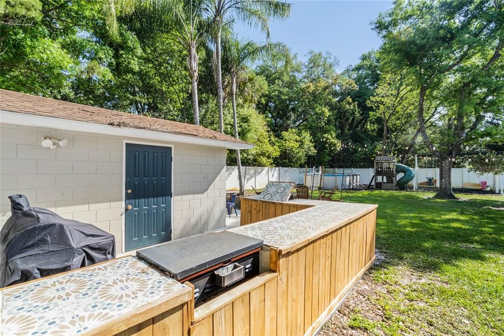 Recently Sold: $359,900 (3 beds, 2 baths, 1585 Square Feet)