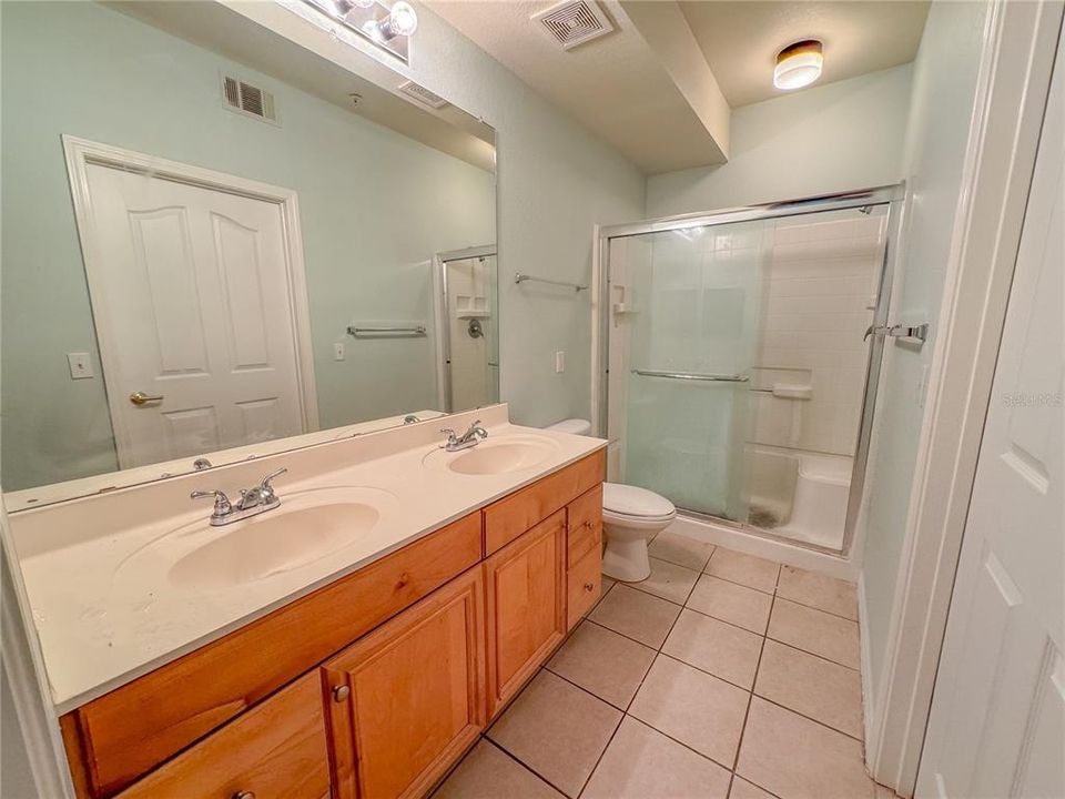For Sale: $175,000 (2 beds, 2 baths, 1022 Square Feet)