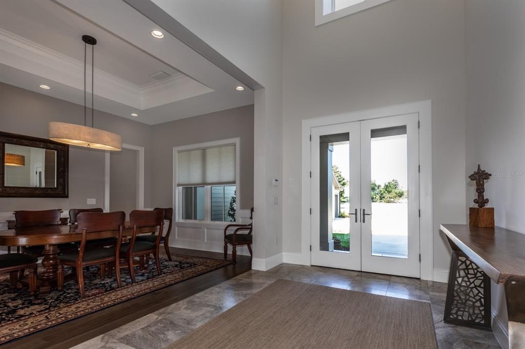 Recently Sold: $2,300,000 (5 beds, 5 baths, 5560 Square Feet)