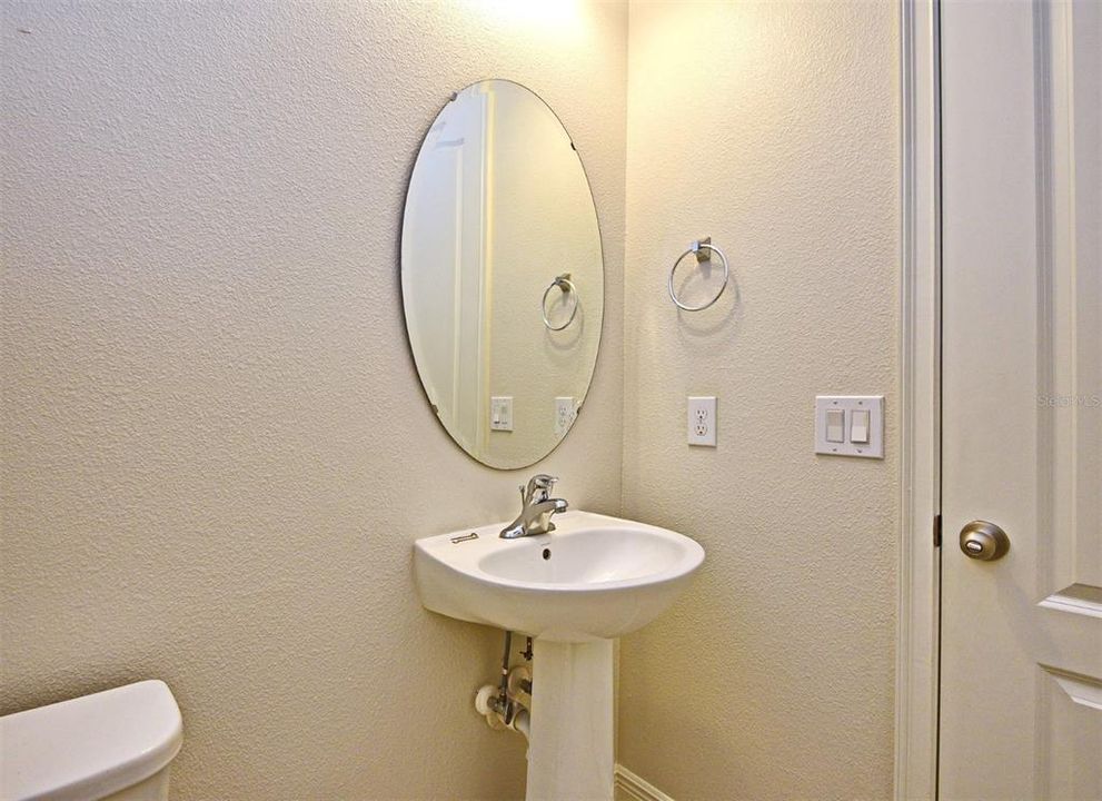 Недавно арендовано: $2,700 (3 спален, 2 ванн, 2070 Квадратных фут)