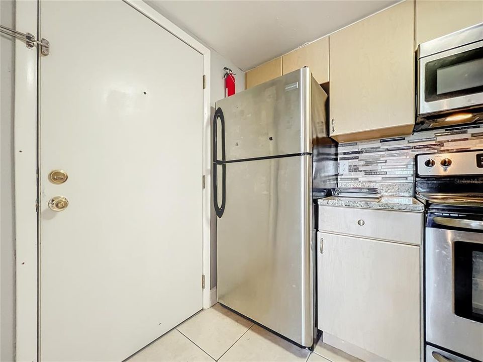 For Sale: $267,750 (3 beds, 2 baths, 1150 Square Feet)