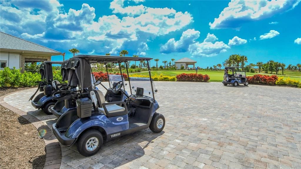 Active With Contract: $3,000 (2 beds, 2 baths, 1533 Square Feet)