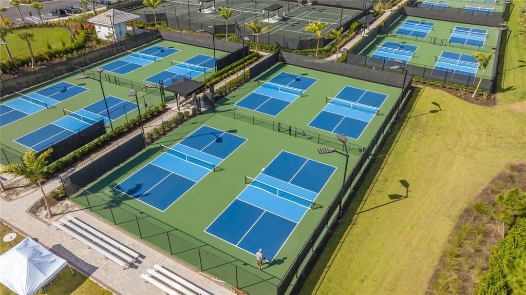 Active With Contract: $3,000 (2 beds, 2 baths, 1533 Square Feet)