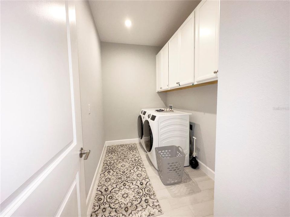 For Rent: $5,500 (2 beds, 2 baths, 1533 Square Feet)