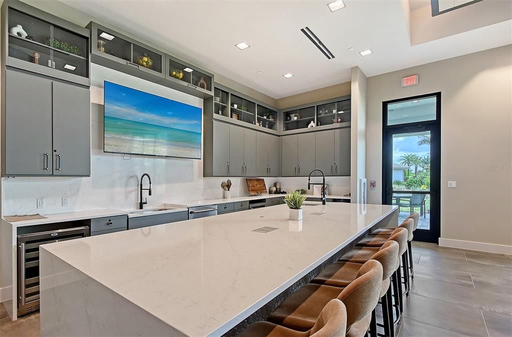 Active With Contract: $3,000 (2 beds, 2 baths, 1533 Square Feet)