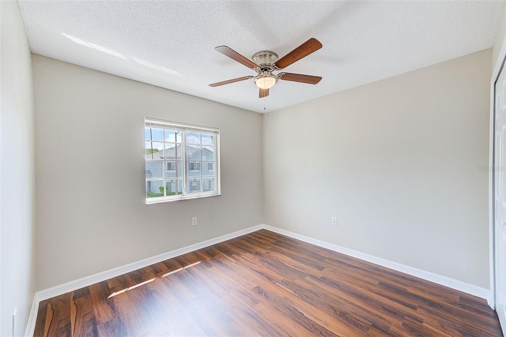 Active With Contract: $229,900 (3 beds, 2 baths, 1364 Square Feet)