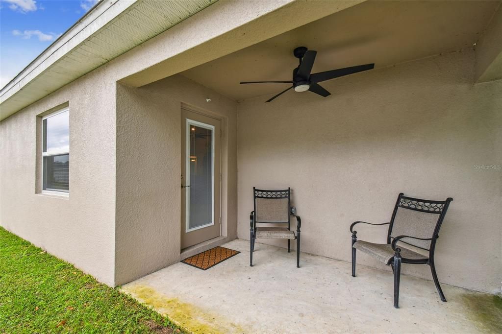 For Sale: $319,900 (4 beds, 2 baths, 1627 Square Feet)