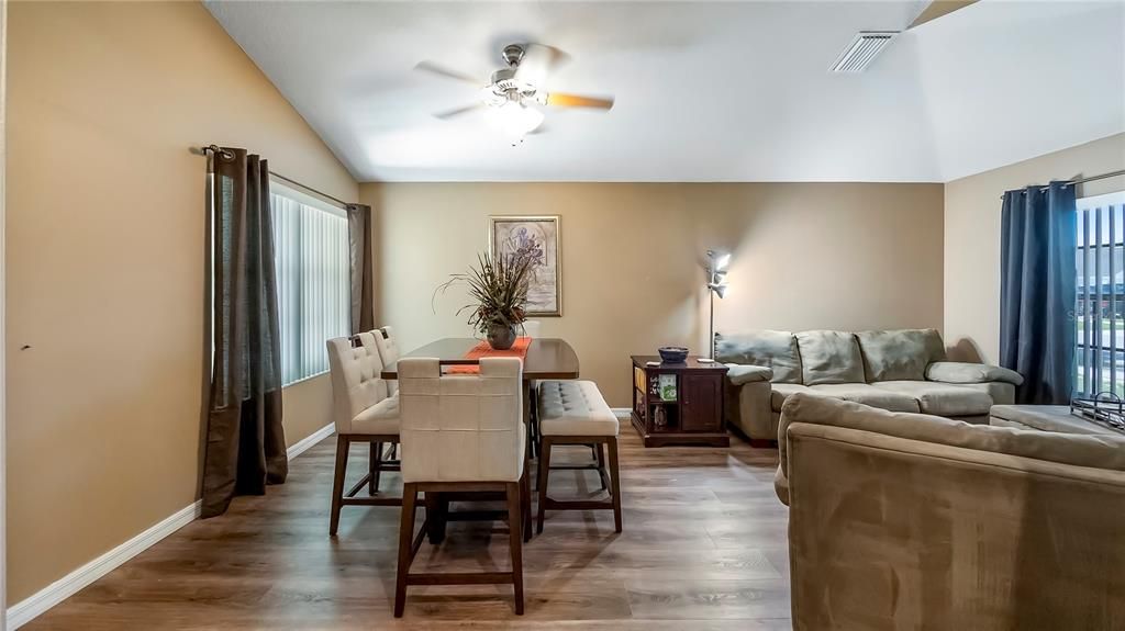 Active With Contract: $395,000 (3 beds, 2 baths, 1800 Square Feet)