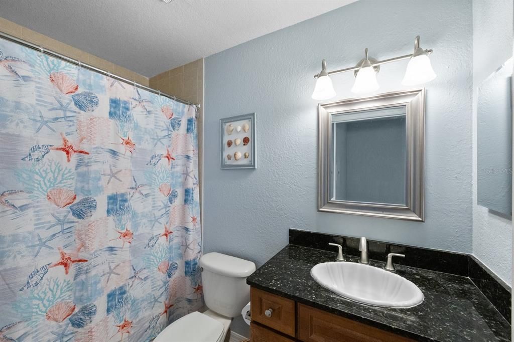 Recently Sold: $171,500 (1 beds, 1 baths, 742 Square Feet)