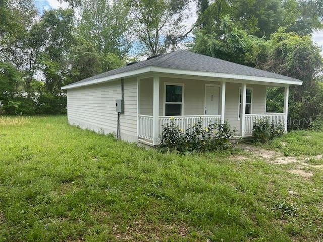 For Sale: $199,900 (3 beds, 2 baths, 1000 Square Feet)